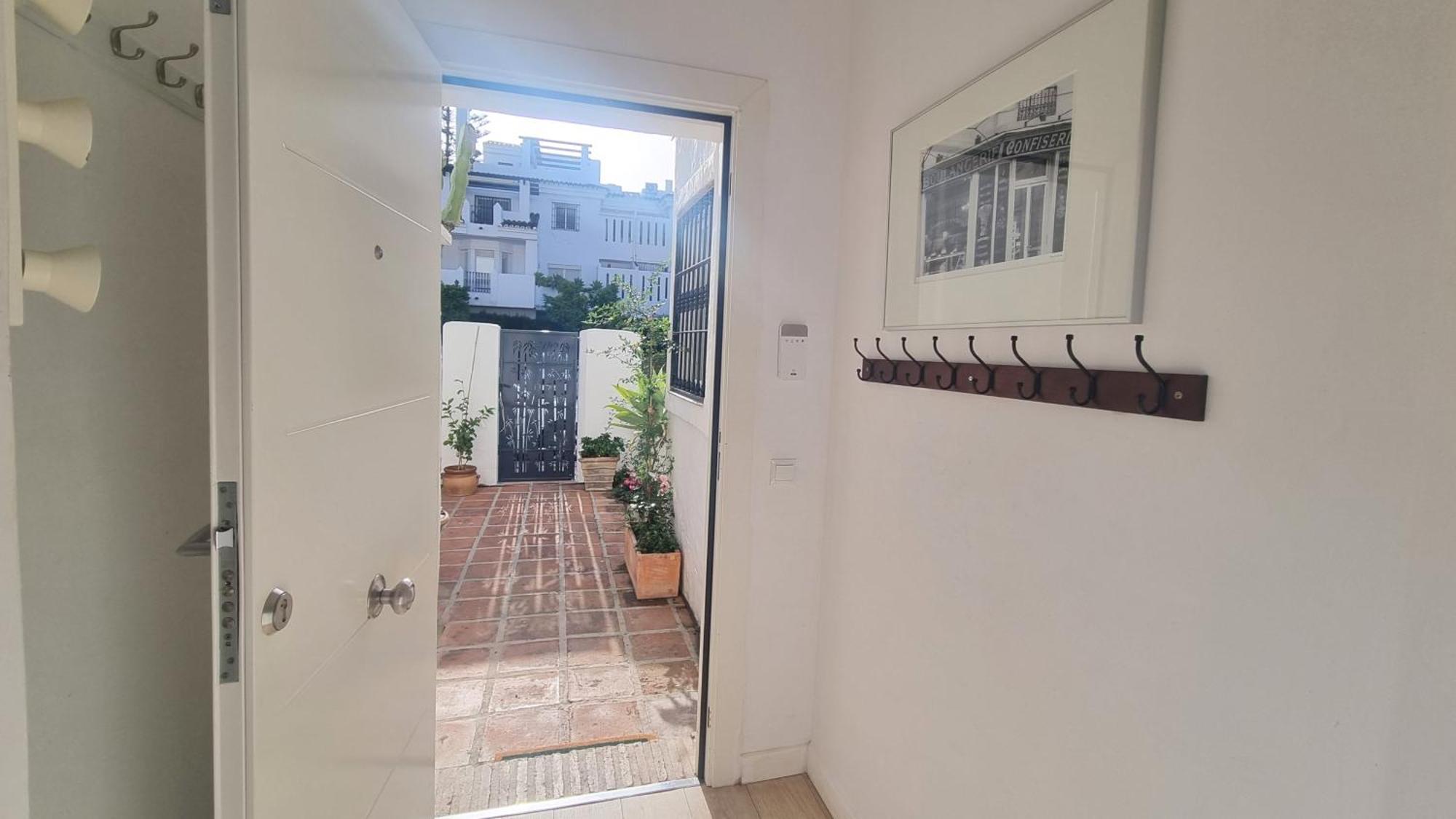 4 Bed House With Pool Walk To Puerto Banus Fast Internet Villa Marbella Luaran gambar